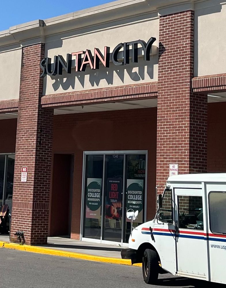 Sun Tan City