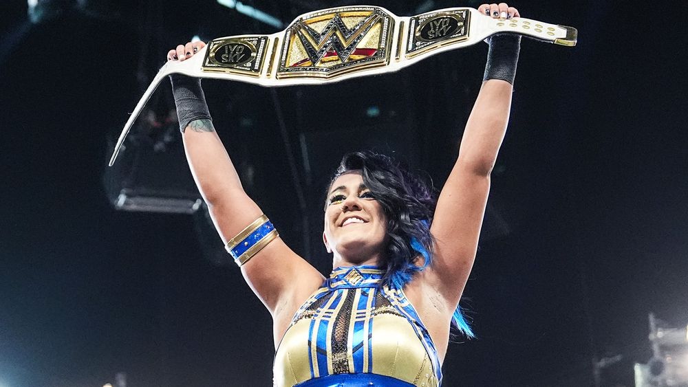 Bayley elogia estrela da WWE