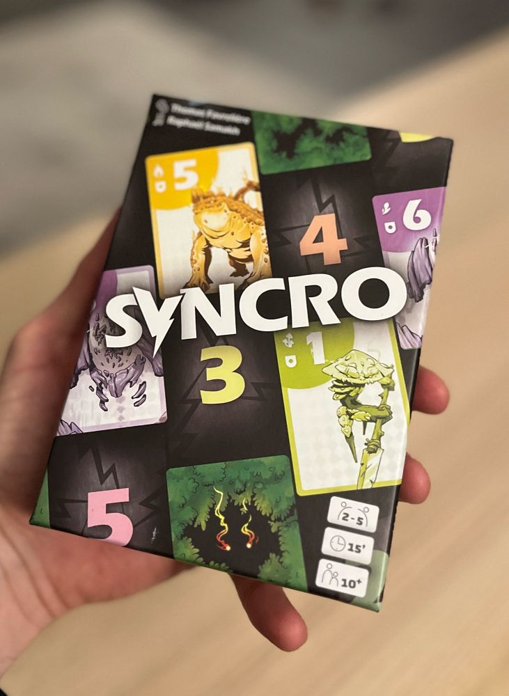 La boîte du jeu “Syncro”