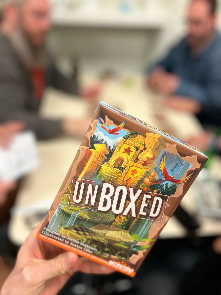 La boîte du jeu Unboxed