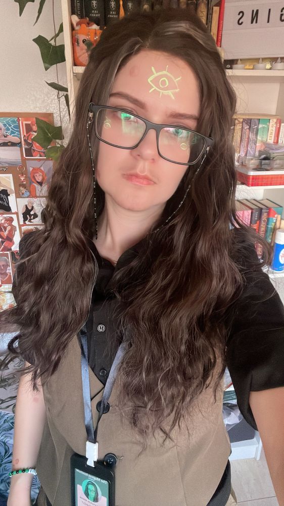 Selfie dressed as Jonathan Sims from the podcast The Magnus Archives