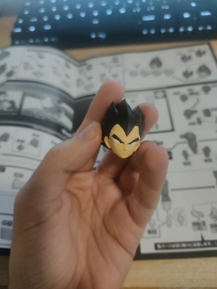 Pieza de la cabeza del modelo kit vegeta new spec ver