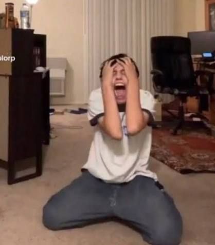 My feelings for the neglected skin of the faces 