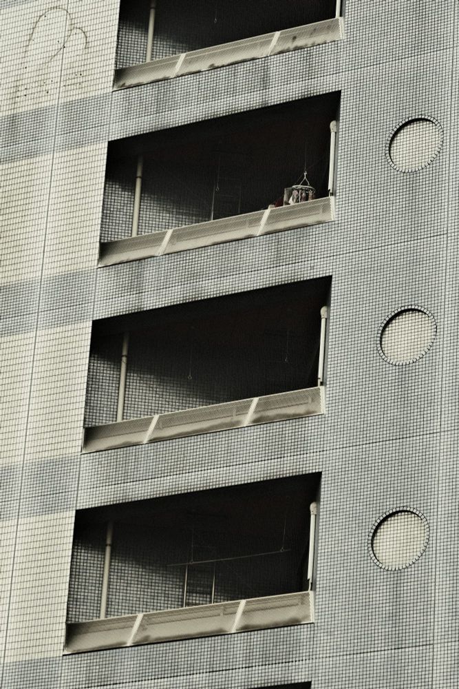 Kumamoto. 95mm, f5.5, 1/250 sec