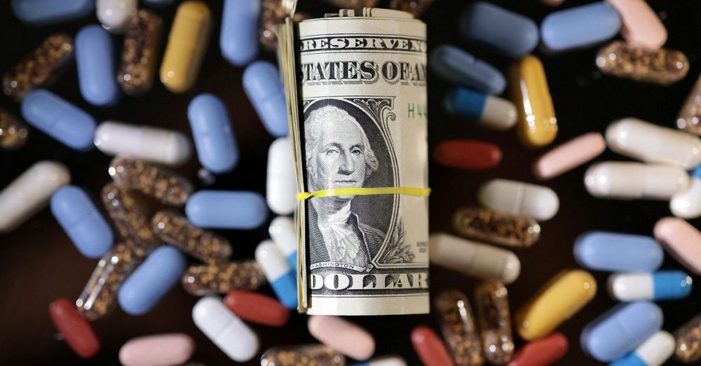 Trump to sign executive order on reducing prescription drug prices