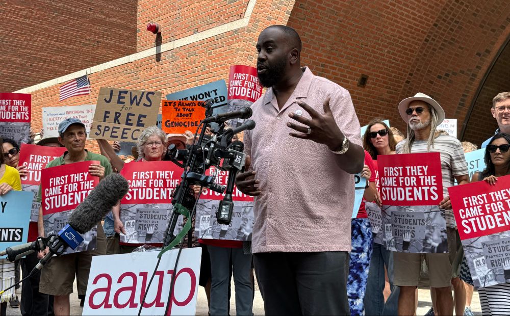 Chenjerai Kumanyika of the AAUP Governing Council kicked things off.
