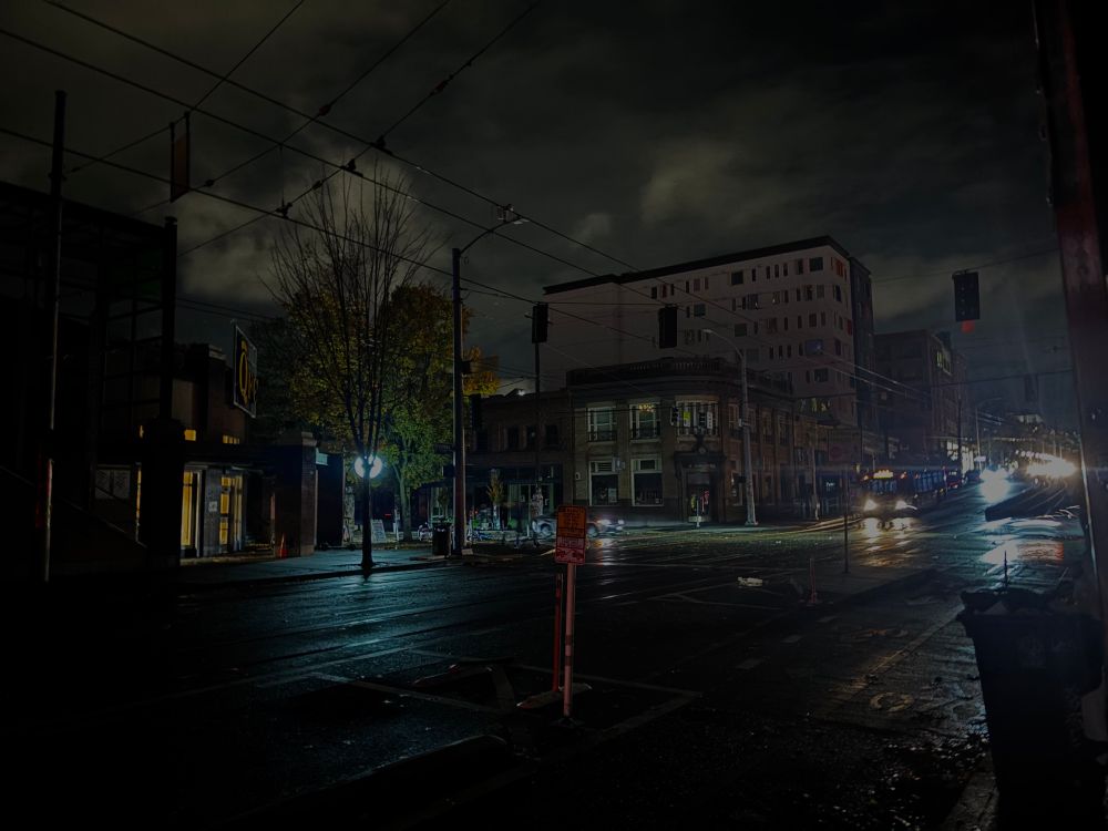 Broadway/Pike with no traffic lights and QFC closed