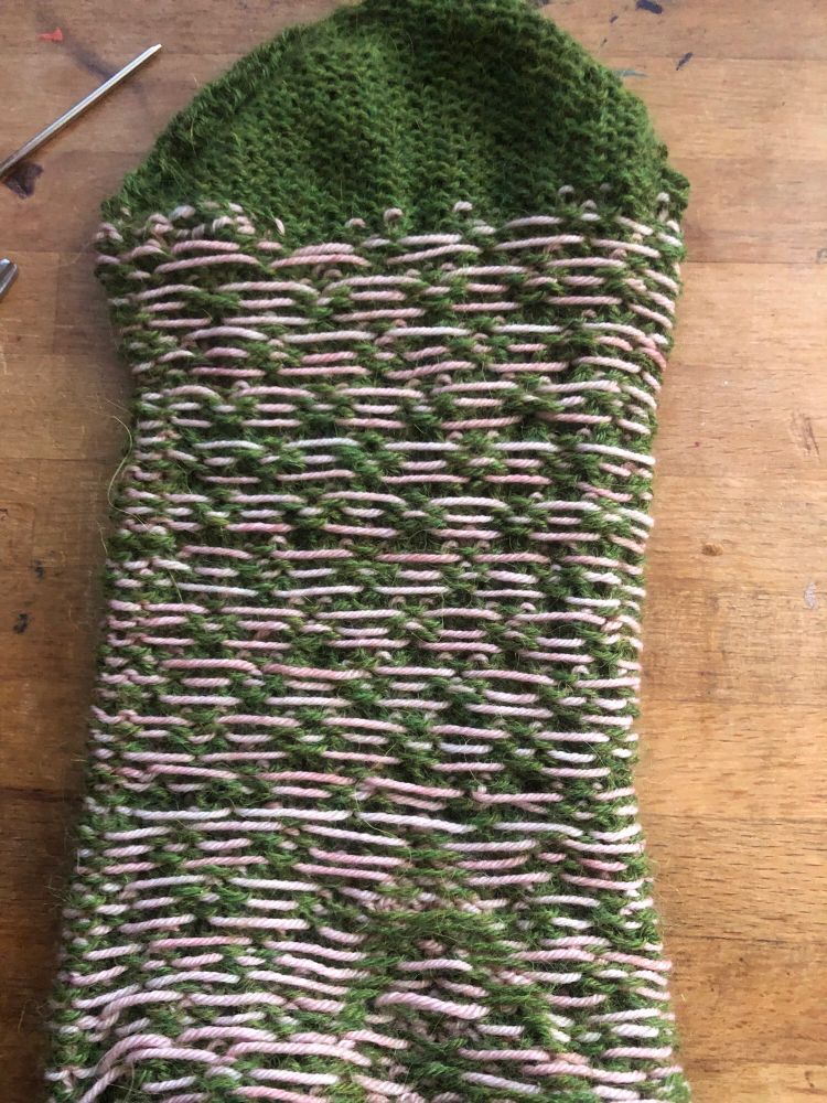 Die Unterseite der auf links gezogenen Socke