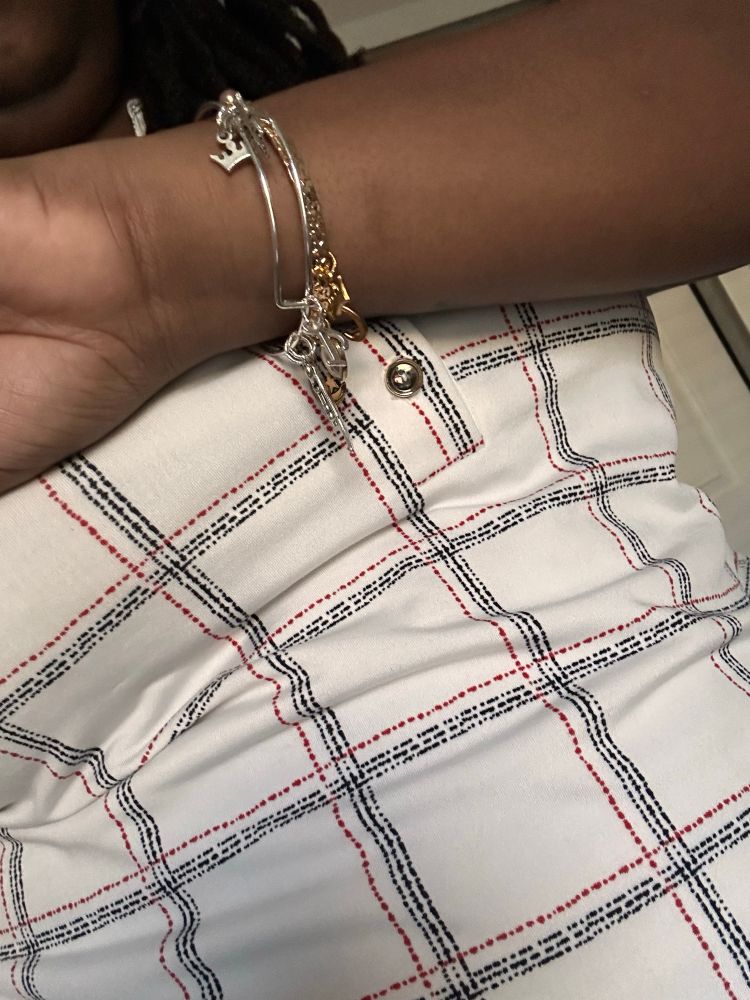 Black lady with beautiful bangle bracelets