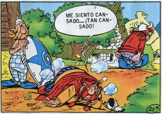 Viñeta en la que el jefe Abraracúrcix, de los tebeos de Astérix, está en el suelo, tras caer de su escudo y dice “me siento cansado… ¡tan cansado!”