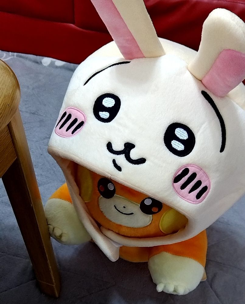 人間のハロウィン用にセールになってて思わず買っちゃった、ちいかわのうさぎの帽子？を被った等身大パモのぬいぐるみ
ポケぬい