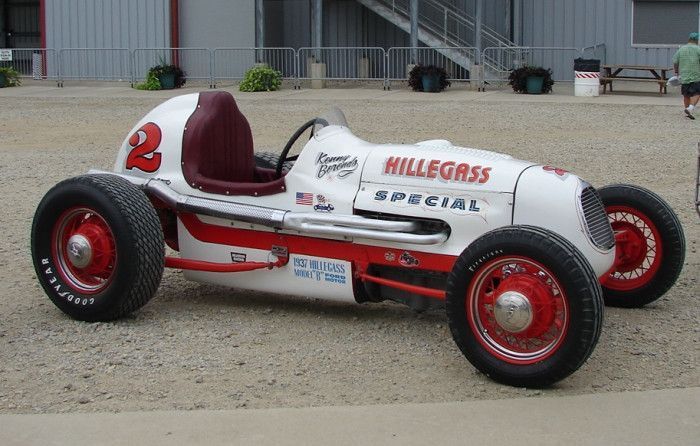 Image of a white 1930s-era open wheel race car.