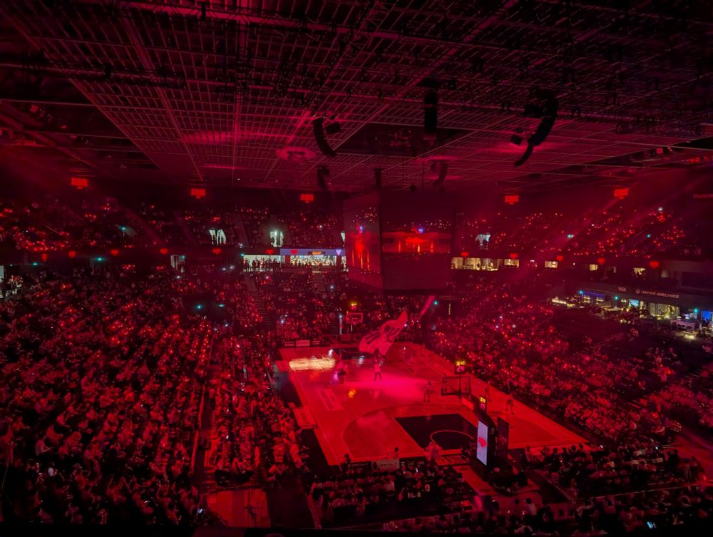 A very red Toyota Arena Tokyo 