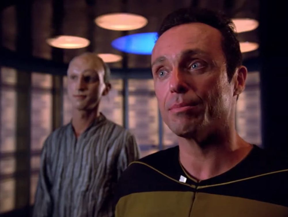 Engineer Kosinski and his assistant.