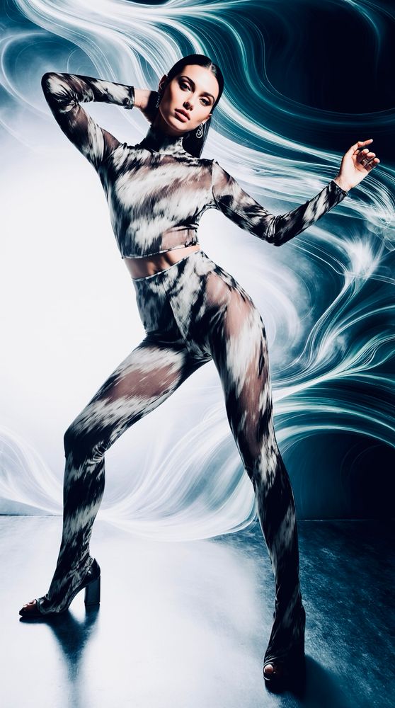 Woman Mixelplix Couture Crosswave