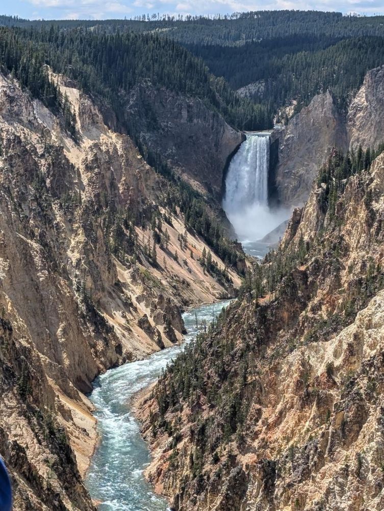 Artist Point in the Grand Canyon of Yellowstone