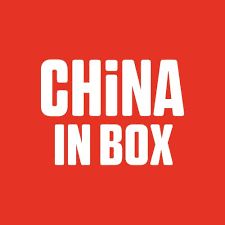 Novo logotipo do restaurante China in Box. na imagem, a escrita em branco com o nome do restaurante sobre um fundo vermelho