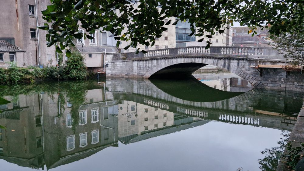Stone bridge over the Lee 