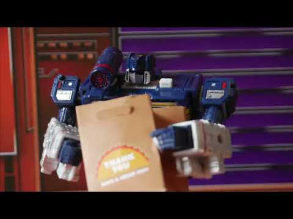 Delivery Boy Soundwave (Transformers stop motion sketch)