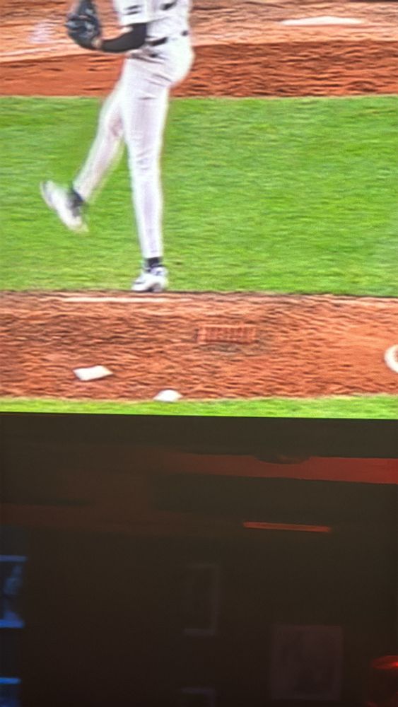 yanke pitching on mound