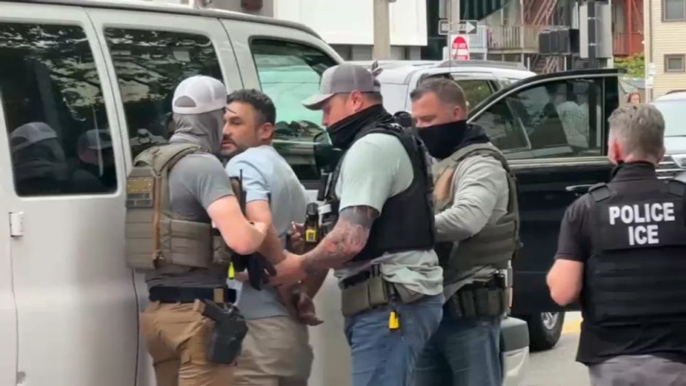 California bill against law enforcement masking advances
