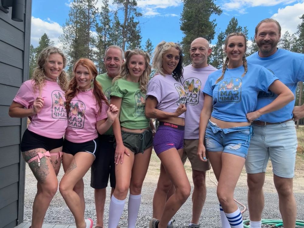 The full Cam Camp crew!