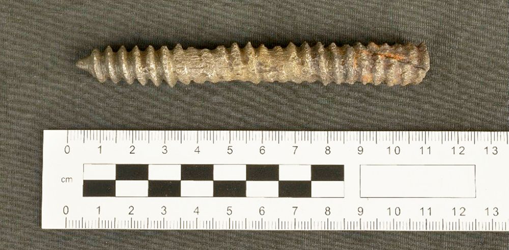 Roman screw from: https://exarc.net/issue-2023-2/ea/production-roman-metal-screw-threads