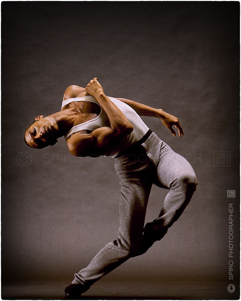 dance, dancephotography, timing, studio, studiophotography, photographer 