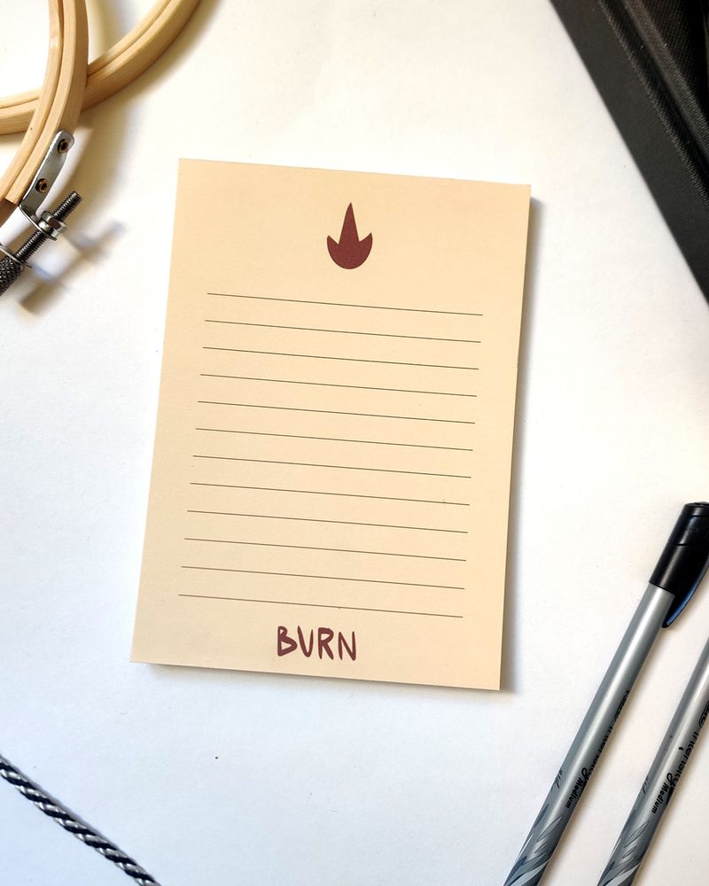 Photo d’un autre plan du bloc notes.