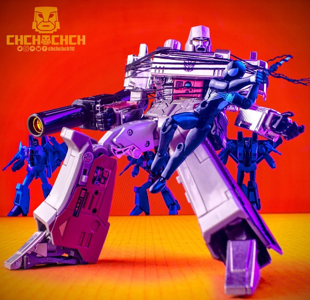TakaraTomy Transformers
* Masterpiece MP-36+ Megatron
* Masterpiece MP-52 Starscream
* Masterpiece MP-52+ Thundercracker
* Masterpiece MP-52+SW Skywarp
* Synergenex Spider Zoids Special Spider-Man
