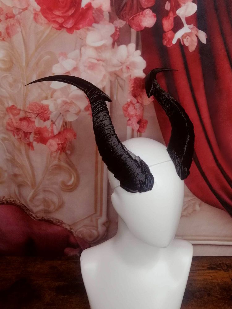 3D printed tiefling horns from the game Baldur's Gate 3 