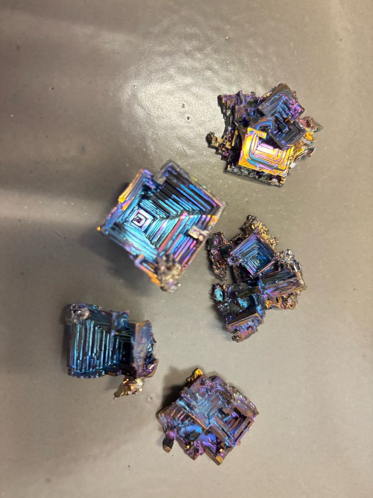 Final product: crystalline bismuth.