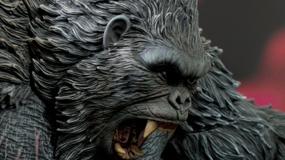 The King of the Hollow Earth has arrived as #DiamondSelectToys unveils their new #GodzillaxKong King Kong statue 