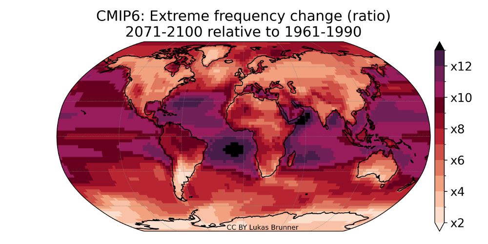 Figure showing a global map of temperature extreme changes between 1961-1990 and 2071-2100 as the ratio between future and past.