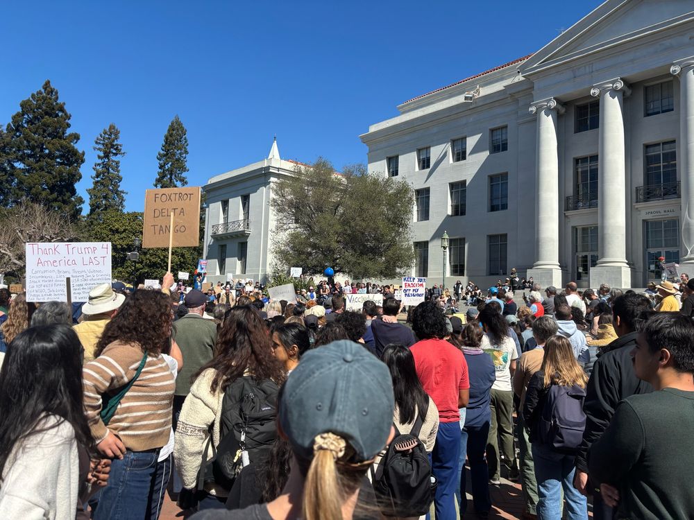 Protest crowd in front of Sproul Hall