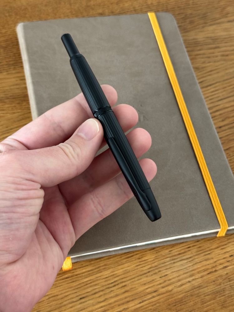 Black Majohn A1 fountain pen 