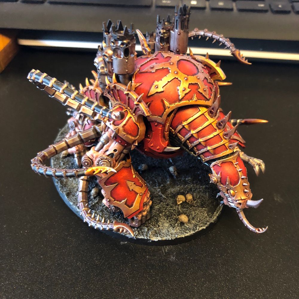 Maulerfiend in world eaters colours. 