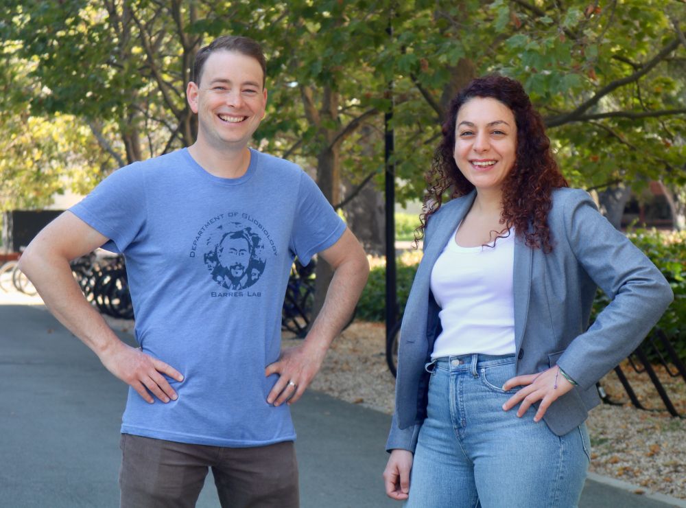 Brad Zuchero (wearing a Ben Barres T-shirt) and Husniye Kantarci