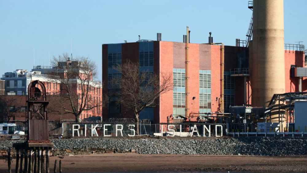 ‘Worst' NYC landlord attacked upon arrival at Rikers, may have broken bones in face: source