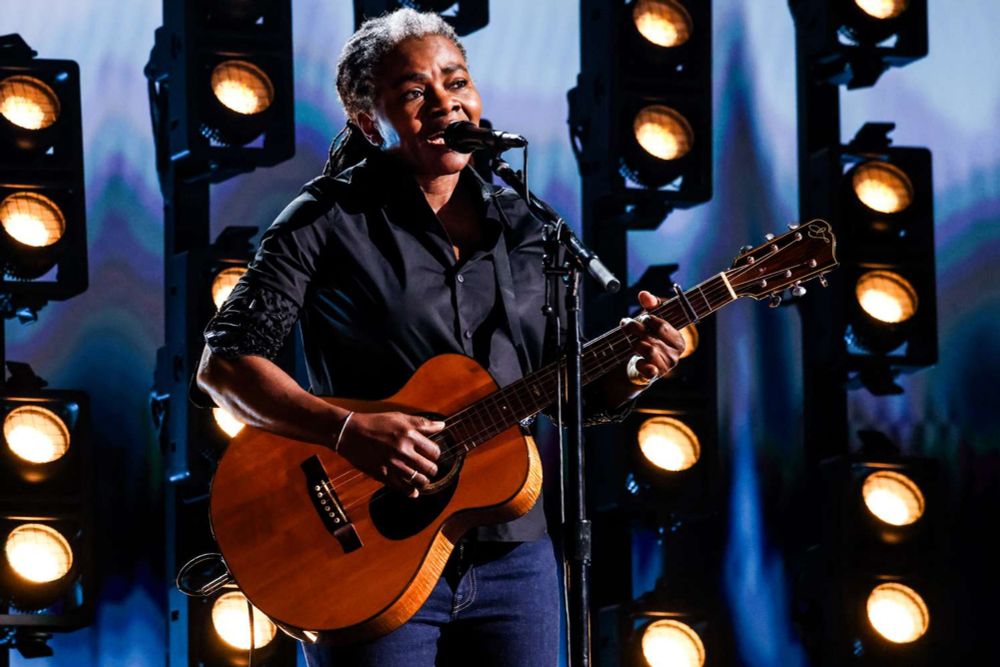 Tracy Chapman's 'Fast Car' hits #1 on iTunes after Grammy performance with Luke Combs