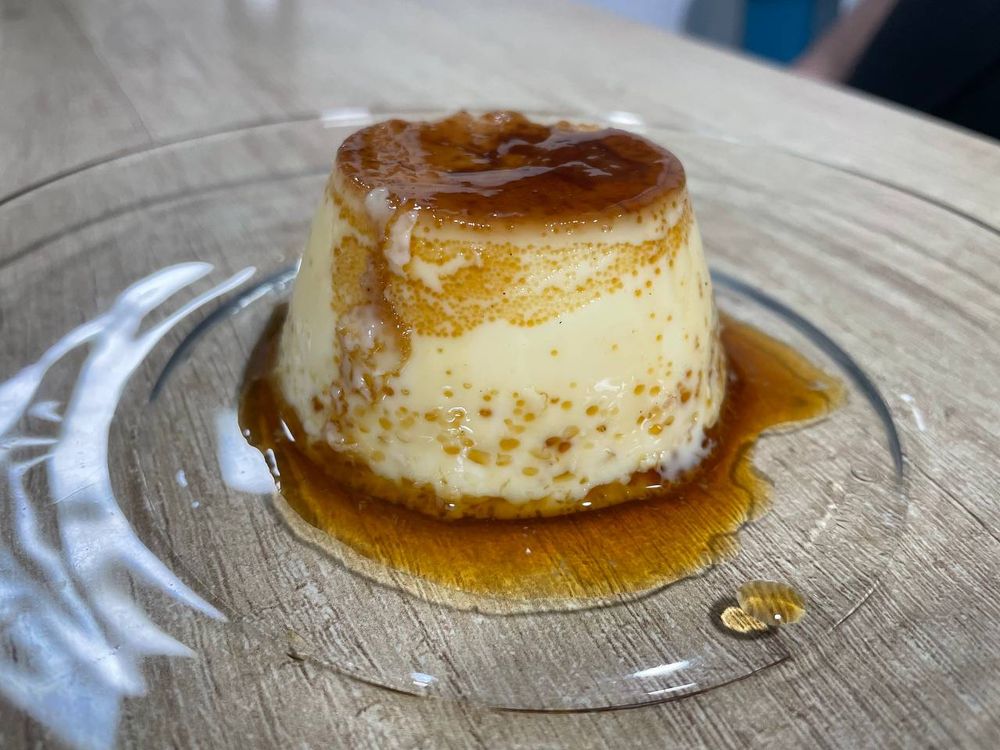 Flan de huevo hecho en casa