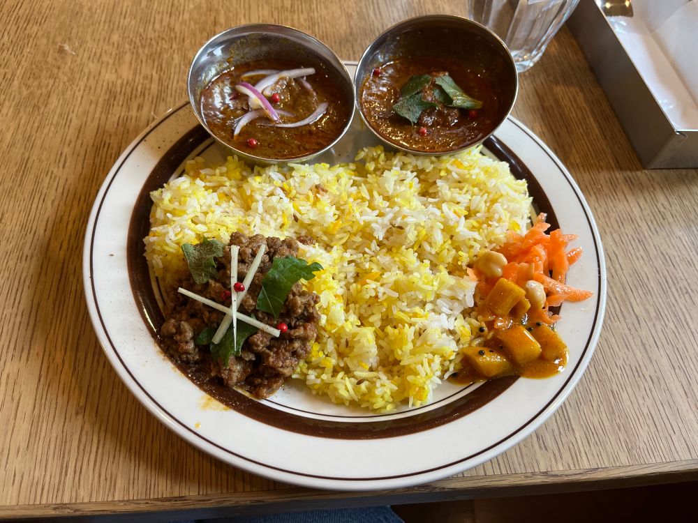 ラムキーマ、ポークビンダルー、ビーフ