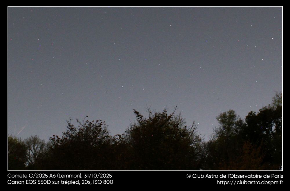La comète C/2025 A6 (Lemmon) depuis Meudon le 31 octobre 2025. Au centre de l'image, on distingue un astre avec une chevelure. 