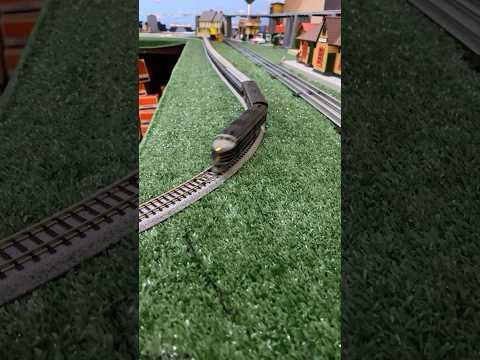 "Racing the Rails! N Scale B&O E6 A&B Units Pull a Long Passenger Train" #modelrailway #railroad