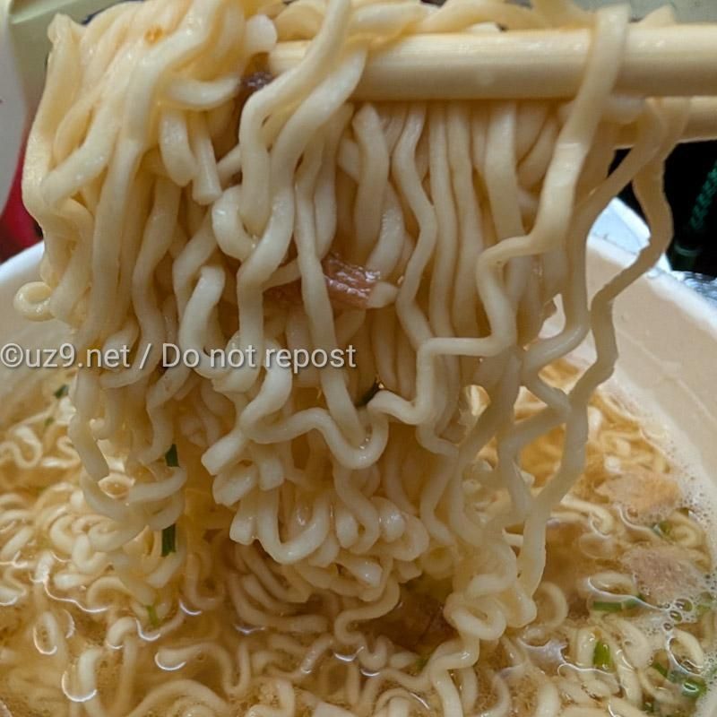 素朴。とにかく、素朴な味。(麺もスープも)