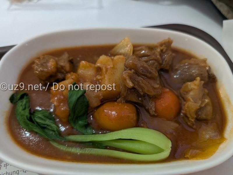 牛肉のトマト煮込み。うっま！