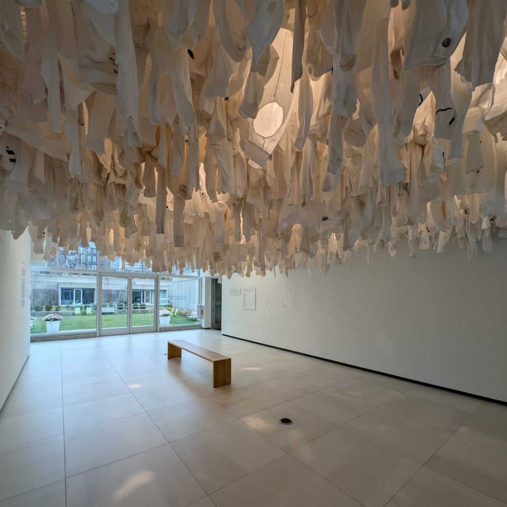 Hudson River Museum textile exhibit.