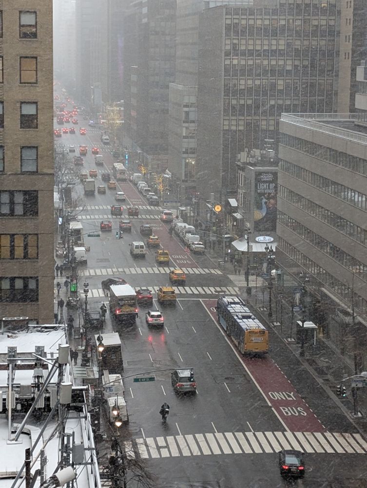 12 pm ET on 3rd Ave and 42nd St on a Monday