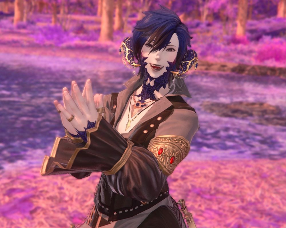 A picture of an Au Ra (Aysel) pressing their fingertips together in front of them, smiling very wide 
