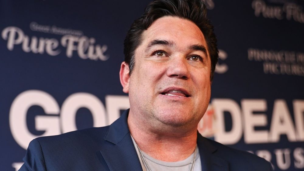The American actor Dean Cain, best known for his starring role in the television series Lois & Clark: The New Adventures of Superman, has said he is joining United States Immigration and Customs Enfor...